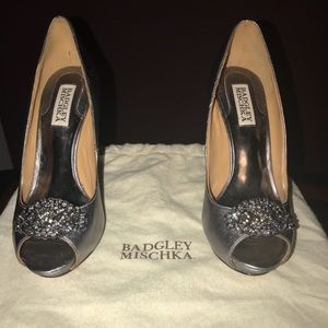 Badgley‎ Mishka Silver peep toe heels